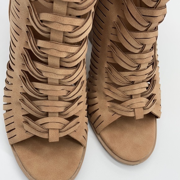 Dolce Vita Vegan Suede Open Toe Tan Booties 8.5 - Picture 4 of 6